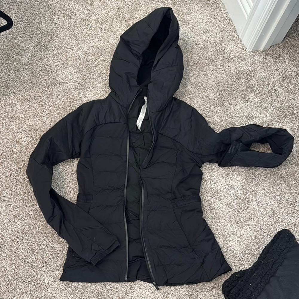 Lululemon Athletica Black Puffer Jacket with Hood